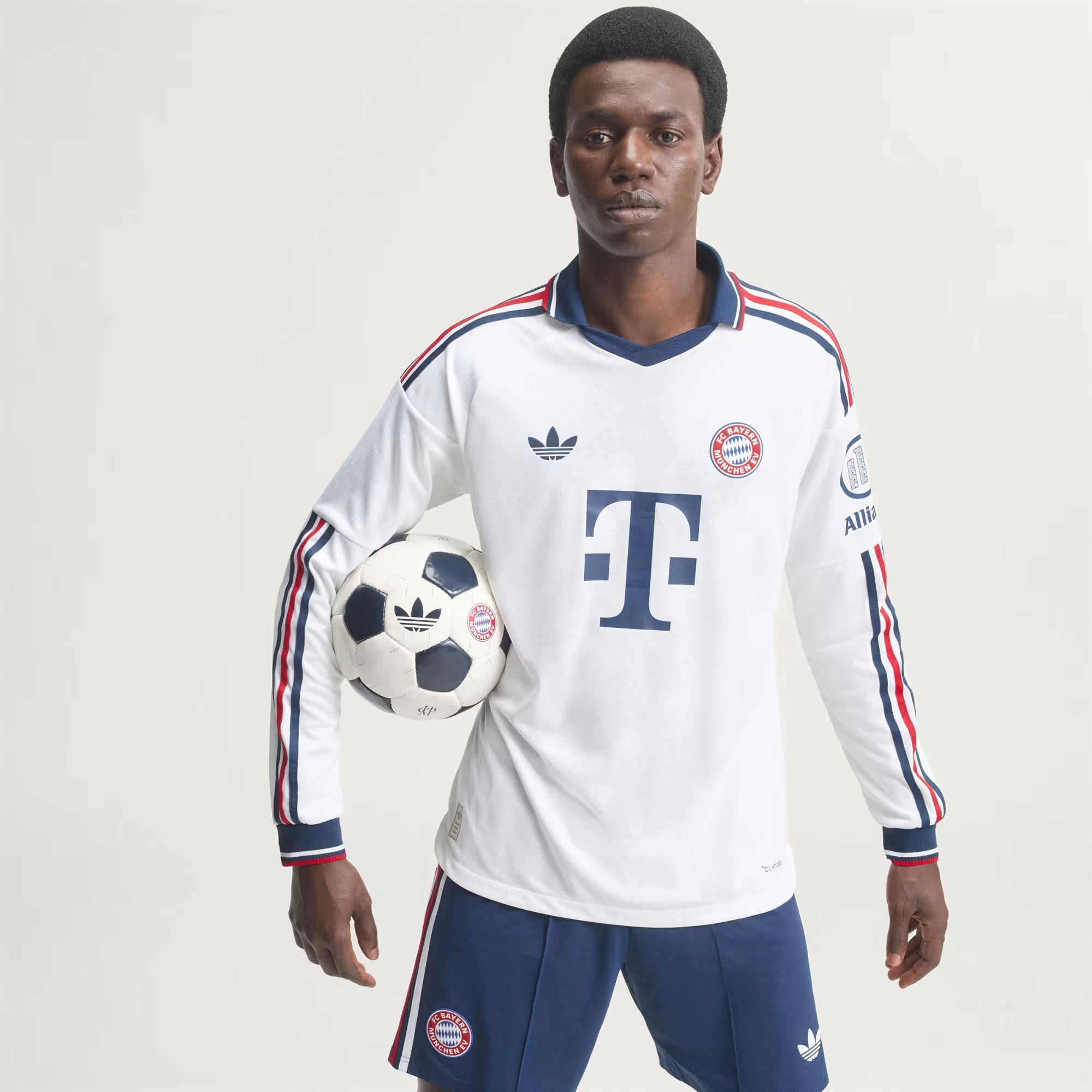 FC Bayern München FANBOX (Authentic Version)