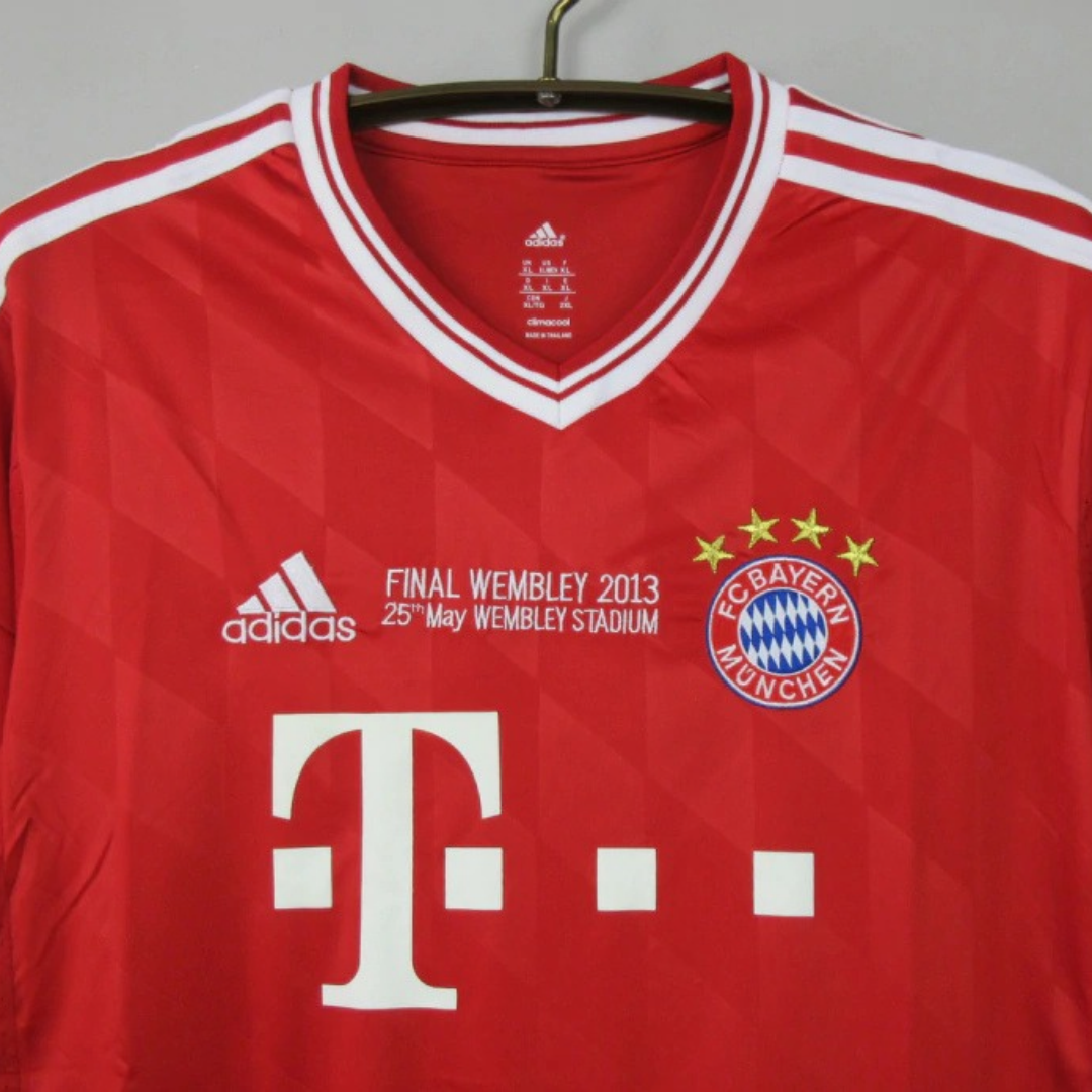 FC Bayern München FANBOX (Authentic Version)